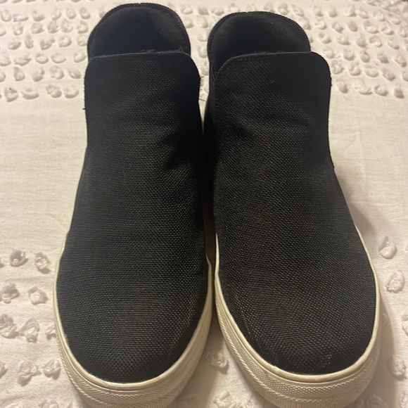 Soda slip on booties - Picture 2 of 3